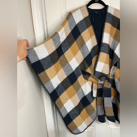Ann Taylor Factory Plaid Poncho in Mustard and Black - Picture 3 of 10